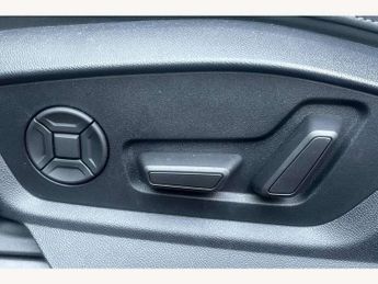Audi Q7 50 TDI Quattro S Line 5dr Tiptronic