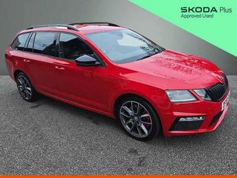 Skoda Octavia 2.0 TSI 245 vRS 5dr [Black Pack]