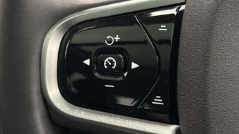 Volvo XC90 2.0 T8 PHEV Plus Edition Dark 5dr AWD Geartronic
