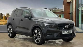 Volvo XC40 2.0 B3P Ultra Dark 5dr Auto