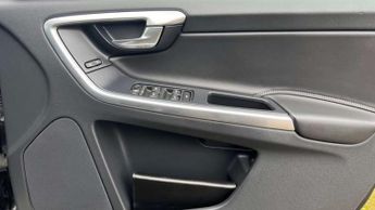 Volvo XC60 D5 [220] R DESIGN Lux Nav 5dr AWD Geartronic