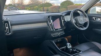 Volvo XC40 2.0 B4P Inscription 5dr AWD Auto