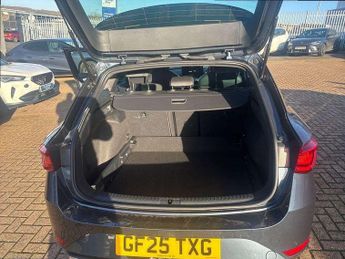 SEAT Leon Estate 1.5 eTSI 150 FR Sport 5dr DSG