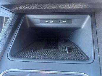 SEAT Leon Estate 1.5 eTSI 150 FR Sport 5dr DSG