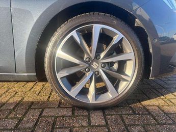 SEAT Leon Estate 1.5 eTSI 150 FR Sport 5dr DSG