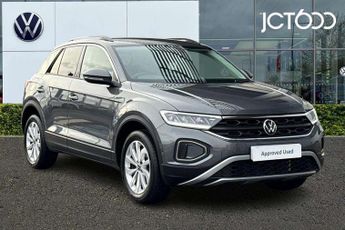 Volkswagen T-Roc 1.5 TSI Match 5dr