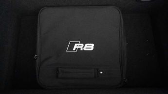 Audi R8 5.2 FSI V10 Plus Quattro 2dr S Tronic