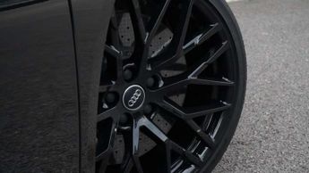 Audi R8 5.2 FSI V10 Plus Quattro 2dr S Tronic