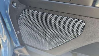 Land Rover Defender 3.0 D250 Hard Top Auto