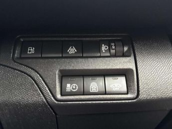 Peugeot 3008 1.6 Hybrid 225 Allure Premium+ 5dr e-EAT8