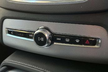 Volvo XC90 2.0 B5D [235] Plus Dark 5dr AWD Geartronic