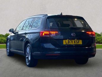 Volkswagen Passat Estate 2.0 TDI EVO SCR SE Nav 5dr DSG
