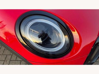 MINI Hatchback 1.5 Cooper Sport Premium 3dr Auto
