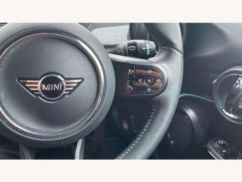 MINI Hatchback 5dr 1.5 Cooper Exclusive 5dr Auto [Comfort/Nav Pack]