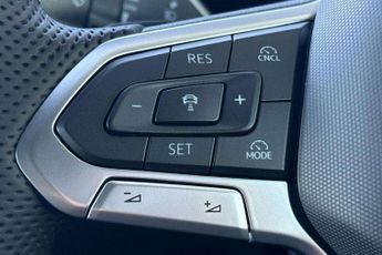 Volkswagen Passat Estate 1.5 eTSI R-Line 5dr DSG