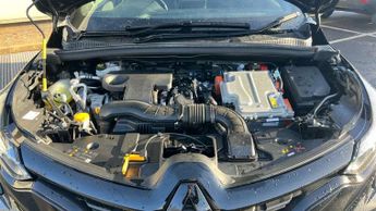 Renault Captur 1.6 E-Tech hybrid 145 Engineered BOSE Edn 5dr Auto
