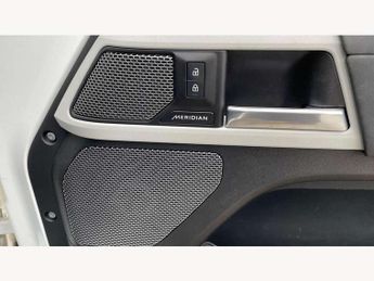 Land Rover Defender 3.0 D250 X-Dynamic SE 90 3dr Auto