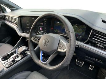 Volkswagen Touareg 3.0 V6 TSI eHybrid 4Motion R 5dr Tip Auto