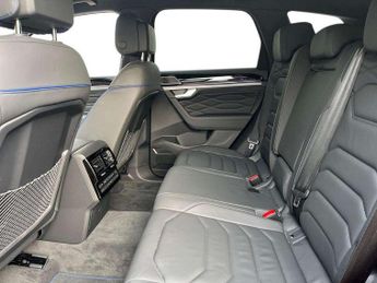 Volkswagen Touareg 3.0 V6 TSI eHybrid 4Motion R 5dr Tip Auto