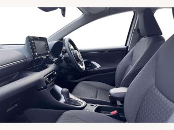 Toyota Yaris 1.5 Hybrid Icon 5dr CVT