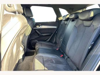 Audi Q5 2.0T FSI Quattro S Line 5dr S Tronic