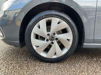 Volkswagen Golf 1.5 eTSI 150 Style 5dr DSG