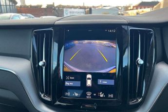 Volvo XC60 2.0 T5 [250] Momentum Pro 5dr Geartronic