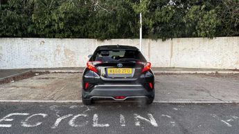 Toyota C-HR 1.8 Hybrid Design 5dr CVT