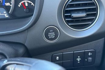 Hyundai i10 1.2 Premium SE 5dr Auto