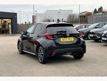 Toyota Yaris 1.5 Hybrid Design 5dr CVT