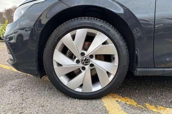 Volkswagen Golf 1.5 eTSI 150 Style 5dr DSG