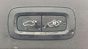 Volvo XC40 2.0 B4P Inscription 5dr AWD Auto