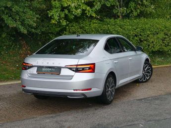 Skoda Superb 2.0 TDI CR 200 Laurin + Klement 5dr DSG