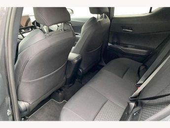 Toyota C-HR 1.8 Hybrid Design 5dr CVT