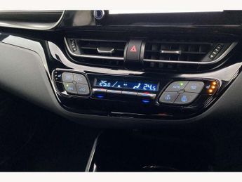 Toyota C-HR 1.8 Hybrid Design 5dr CVT