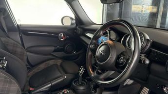 MINI Hatchback 2.0 Cooper S Sport II 5dr Auto