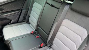 Volkswagen Tiguan 2.0 TSi 230 4Motion SEL 5dr DSG