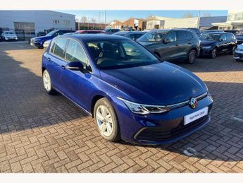 Volkswagen Golf 2.0 TDI Life 5dr DSG