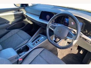 Volkswagen Golf 2.0 TDI Life 5dr DSG