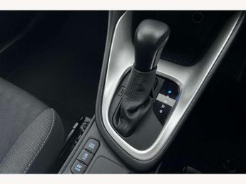 Toyota Yaris 1.5 Hybrid Design 5dr CVT