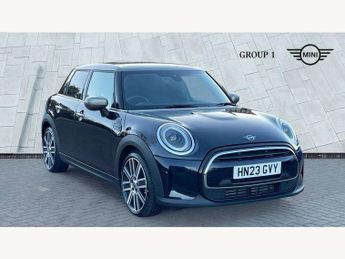 MINI Hatch 1.5 Cooper Exclusive 5dr Auto [Comfort/Nav Pack]