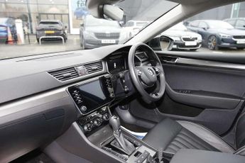 Skoda Superb Estate 2.0 TDI CR SE L 5dr DSG