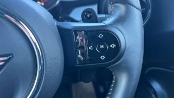 MINI Hatchback 2.0 Cooper S Sport II 3dr Auto [Comfort/Nav Pack]