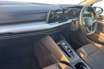 Volkswagen Golf 2.0 TDI Life 5dr DSG