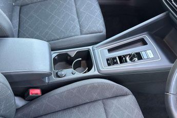 Volkswagen Golf 2.0 TDI Life 5dr DSG