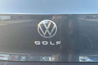 Volkswagen Golf 2.0 TDI Life 5dr DSG