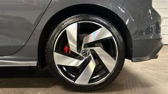 Volkswagen Golf GTI 2.0 TSI GTI 5dr DSG