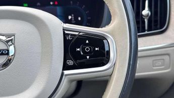 Volvo XC60 2.0 B5P Inscription 5dr Geartronic