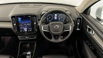 Volvo XC40 2.0 B4P Inscription Pro 5dr Auto
