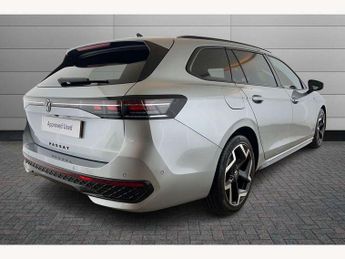 Volkswagen Passat Estate 1.5 eTSI R-Line 5dr DSG